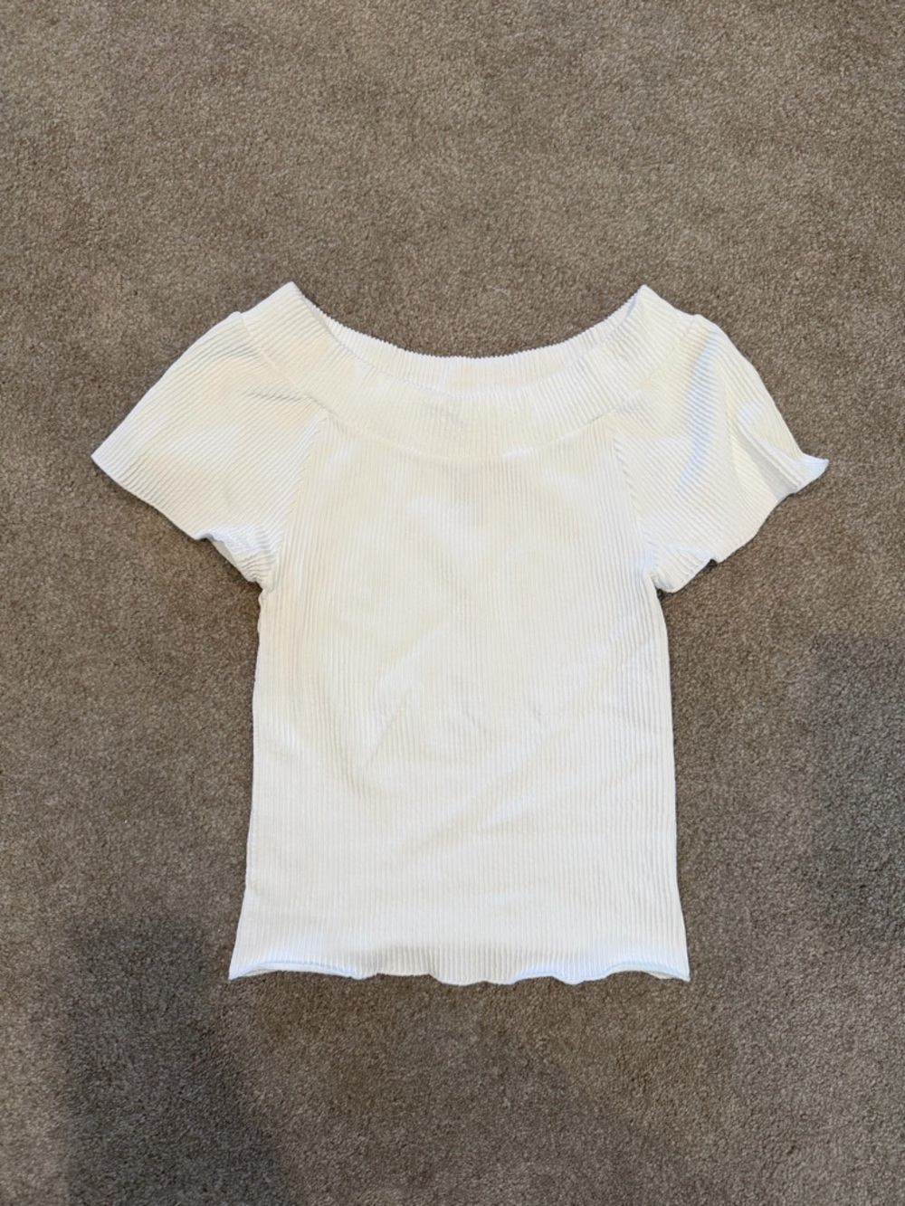 Off-Shoulder White Ribbed Short Sleeve Top